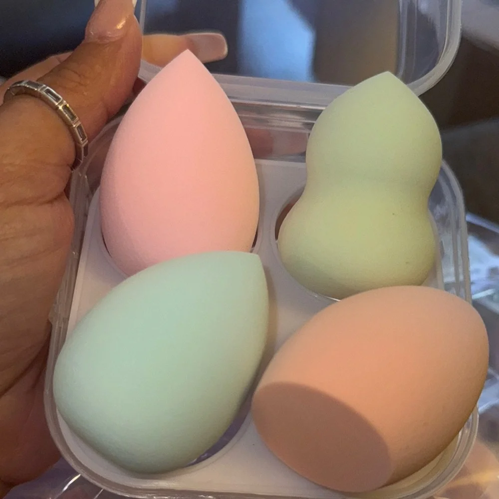 New  Beauty 4 Piece Large Makeup Sponge‎ Set, Multicolor in case